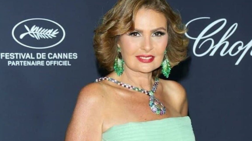 يسرا تكشف سرّ تسميتها بـ “النجمة المعلّبة” وترفض مقولة “التضحيّة من أجل الفن”