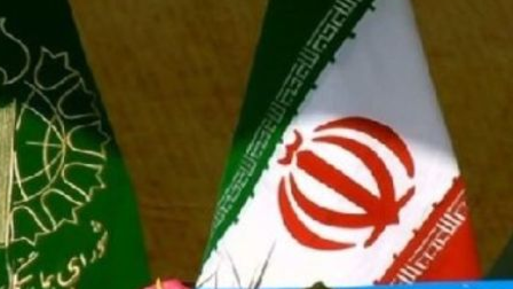 مرشح ثانٍ يعلن انسحابه من الانتخابات الرئاسية الإيرانية 
