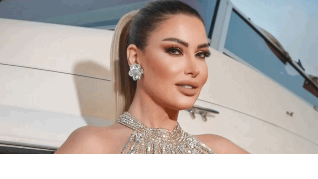 فتحة فستان الفنانة وملكة جمال لبنان السابقة تُثير الجدل.. شاهدوا ماذا ارتدت! 