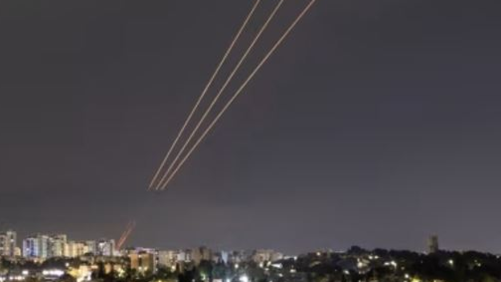 بعد انفجار تل أبيب... اسرائيل تحذّر: هذا العصر انتهى!