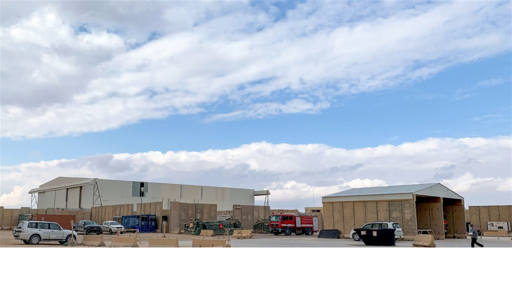 استهداف قاعدة عين الأسد بـ 4 صواريخ