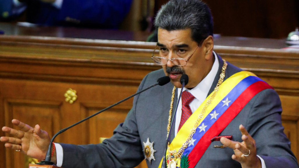 نيكولاس مادورو رئيساً لفنزويلا في ولاية رئاسية ثالثة