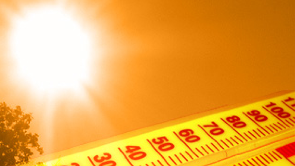 الطقس غداًَ قليل الغيوم مع استقرار في الحرارة داخلاً وساحلاً وارتفاعها جبلاً