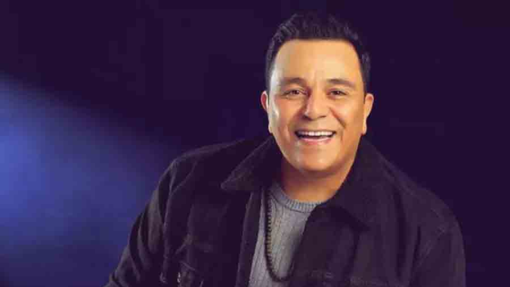 بسبب الحسد، محمد فؤاد يبيع سترته…معقول؟