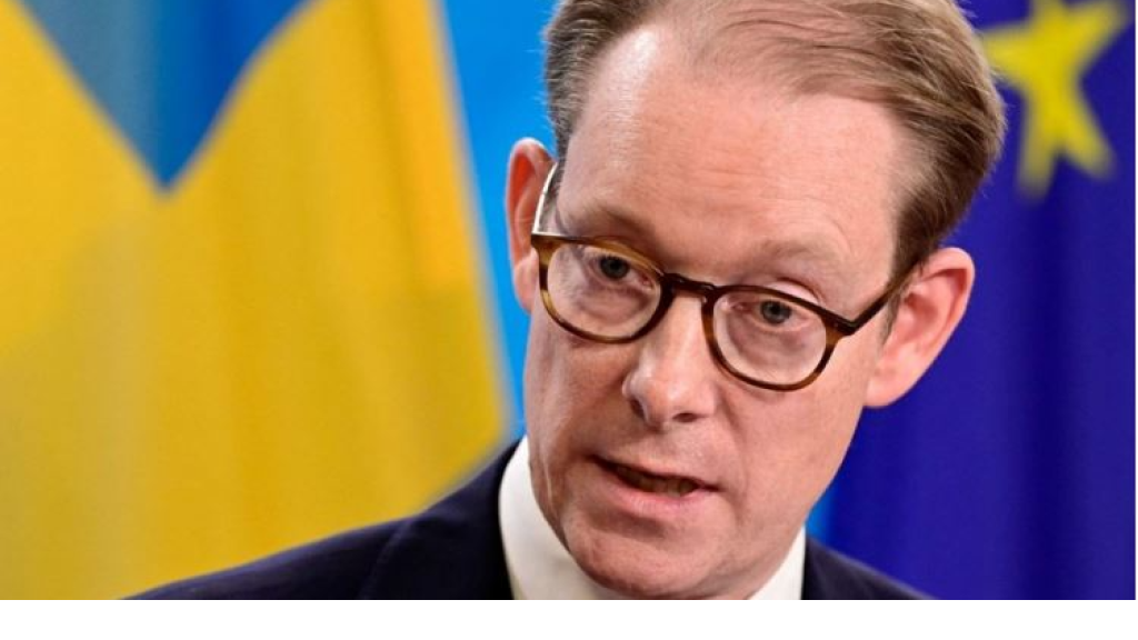 السويد تعلق عمل سفارتها في لبنان وتحث موظفيها على المغادرة إلى قبرص