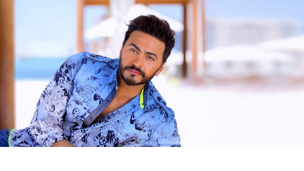 لهذا السبب يقدم تامر حسني المواهب الجديدة في حفلاته