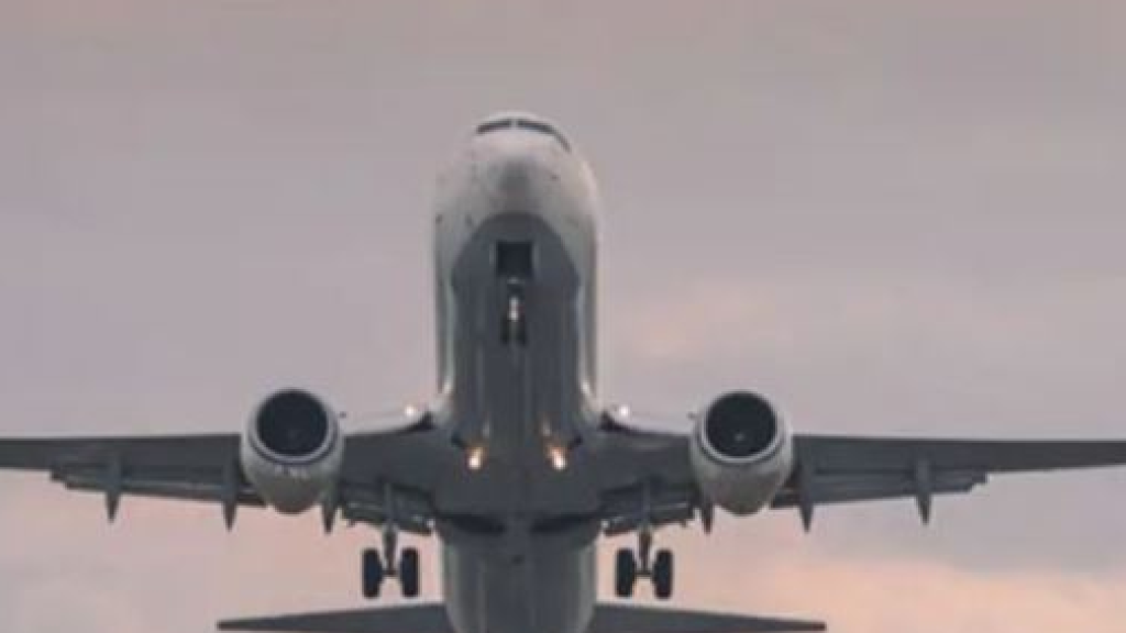 بيان هام لطيران الشرق الأوسط بشأن مواعيد الرحلات..