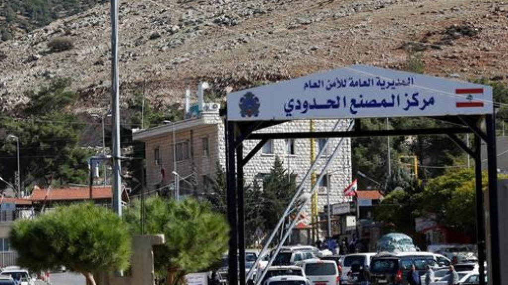 يهربون من هذا المنتج من سوريا الى لبنان... وعمليةٌ محكمة !