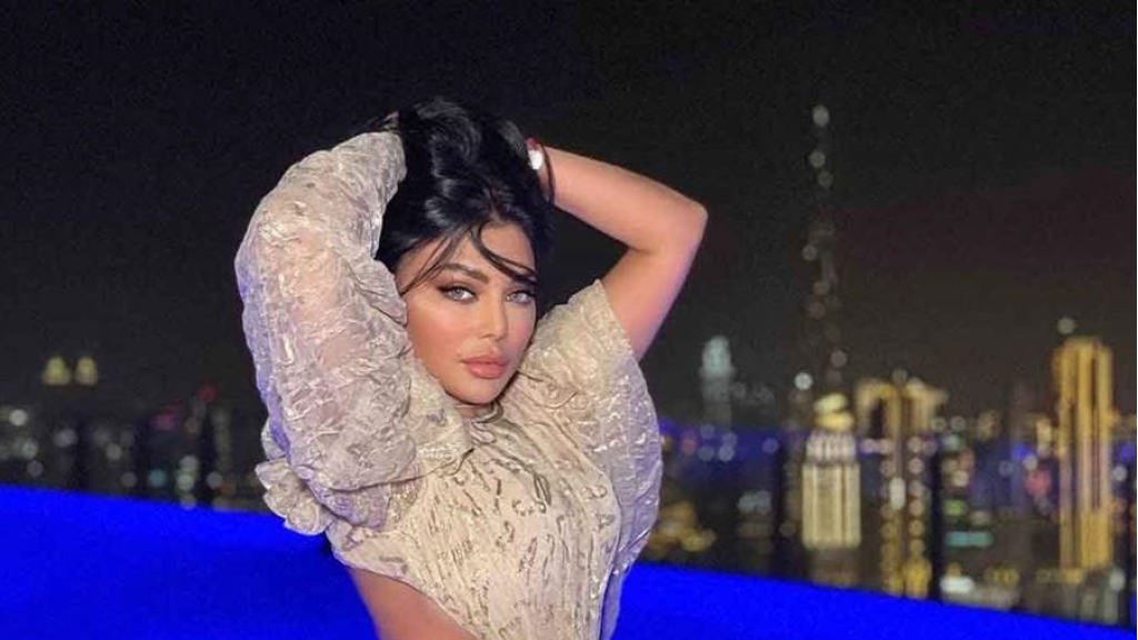 بعد أن مُنعت من الغناء بمصر... قرارٌ جديد بشأن هيفاء وهبي