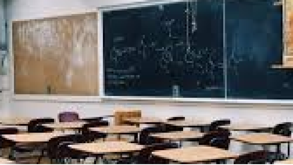 إلى هاتين الدولتين.. العائلات اللبنانية توجهت لتسجيل أبنائها!