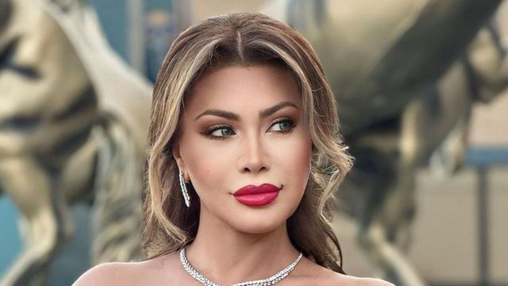 بعد إصابتها بكورونا... النجمة الذهبية تطمئن جمهورها..  أحضّر ألبومي الـ16