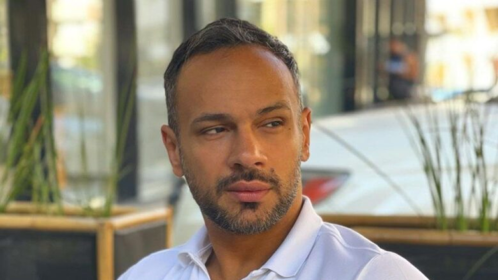 محمد عطيّة يتعرّض للهجوم بسبب وشمه: “شو هل خريطة يلي راسمها على حالك؟”فيديو..
