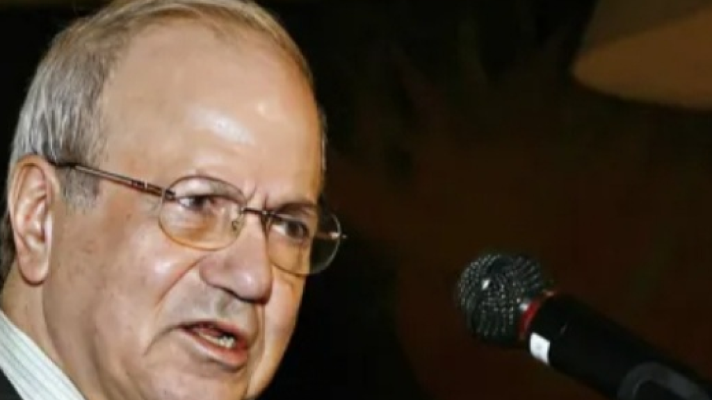 عباس ينعى معارض اتفاق اوسلو القيادي فاروق القدومي