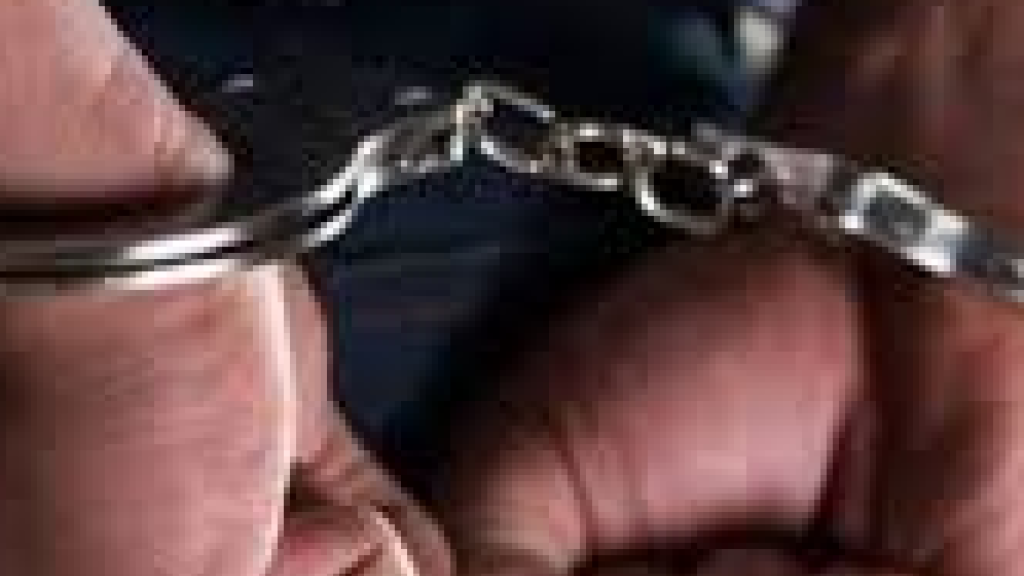 يسرقان قطع غيارٍ للسيّارات الفخمة من بيروت.. وامن الدولة يوقفهما