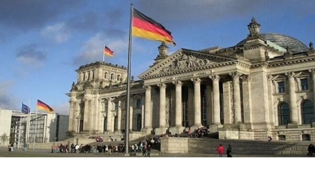 ألمانيا تطرد “ممثل خامنئي” من البلاد!