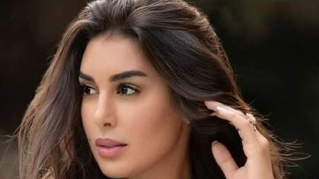 بعد صورها بطائرة خاصة.. ياسمين صبري تتألق بالأصفر شاهدوا كيف بدت