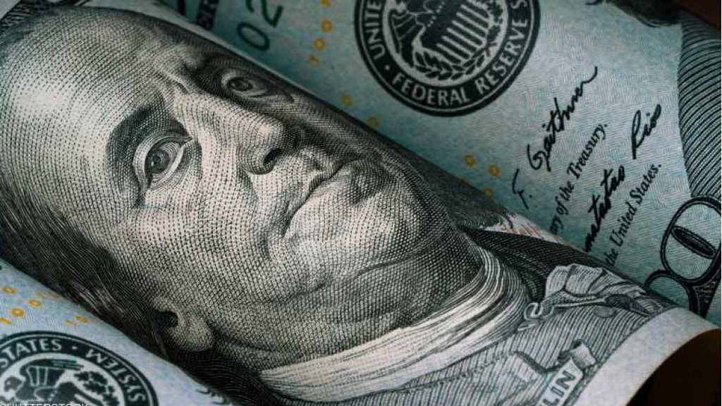 بالصور: انتبهوا.. كميات كبيرة من عملة الـ100 دولار مزورة.. إليكم التفاصيل! 