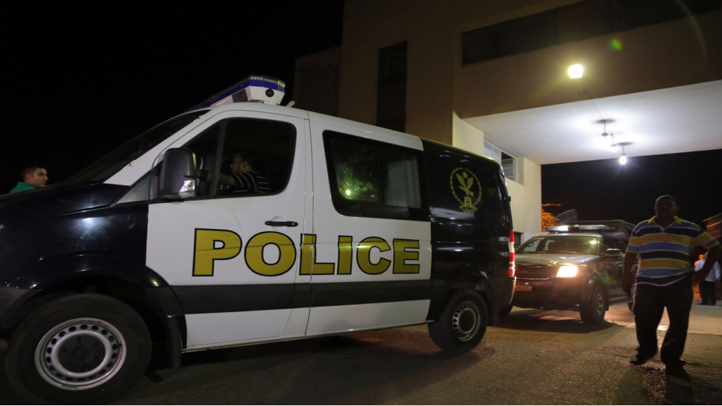 مصر.. السلطات تجدد حبس 