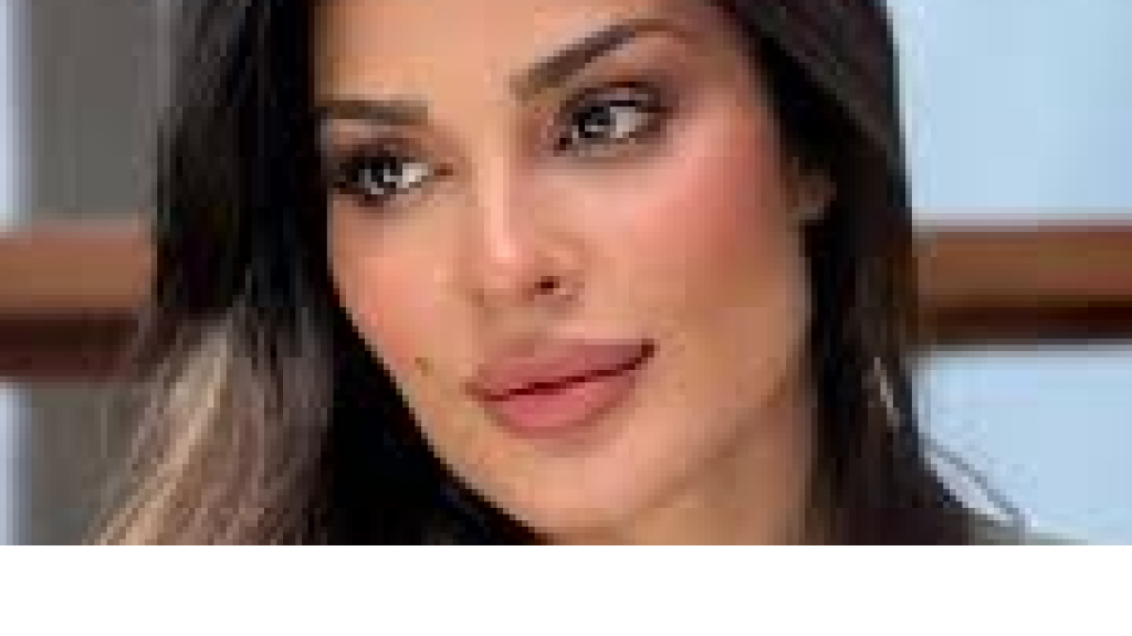 بالرغم من بساطته.. سعر خيالي لفستان نادين نسيب نجيم!