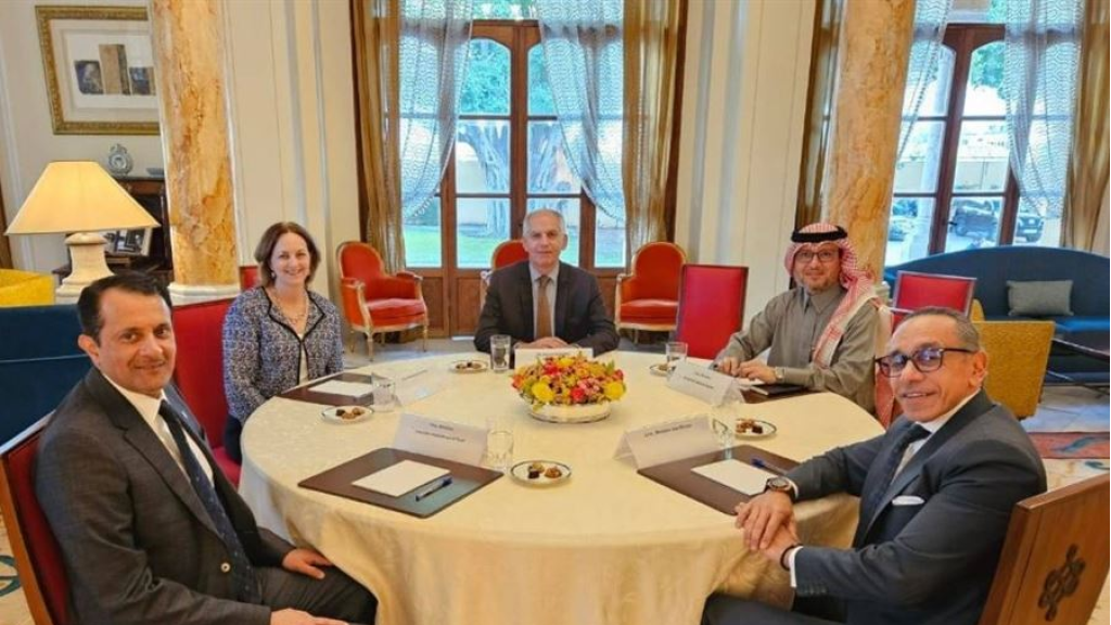 الخماسية 