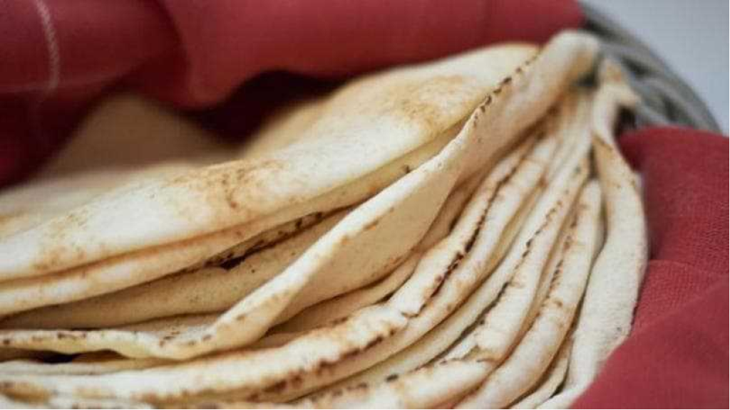  القمح متوفّر.. إليكم مستجدات الرغيف! 