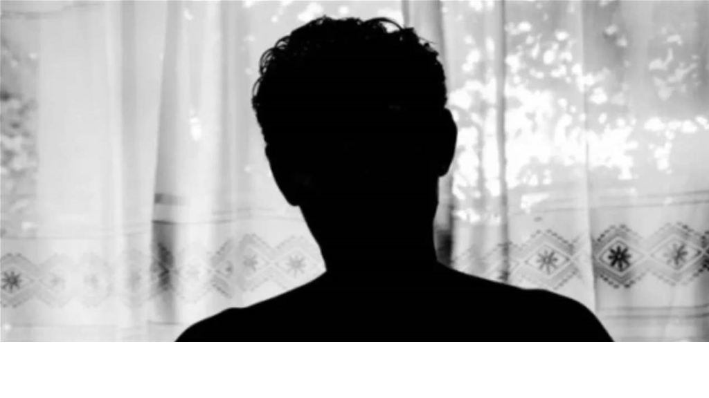 يبلغ من العمر 9 سنوات.. إستدعاء نجل فنان  للتحقيق معه..  فما القصة؟