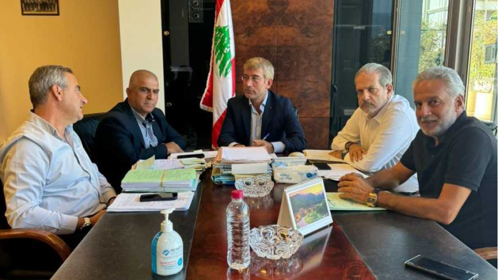 فيّاض: مخزون المشتقات النفطية متوفّر على المدى المتوسط