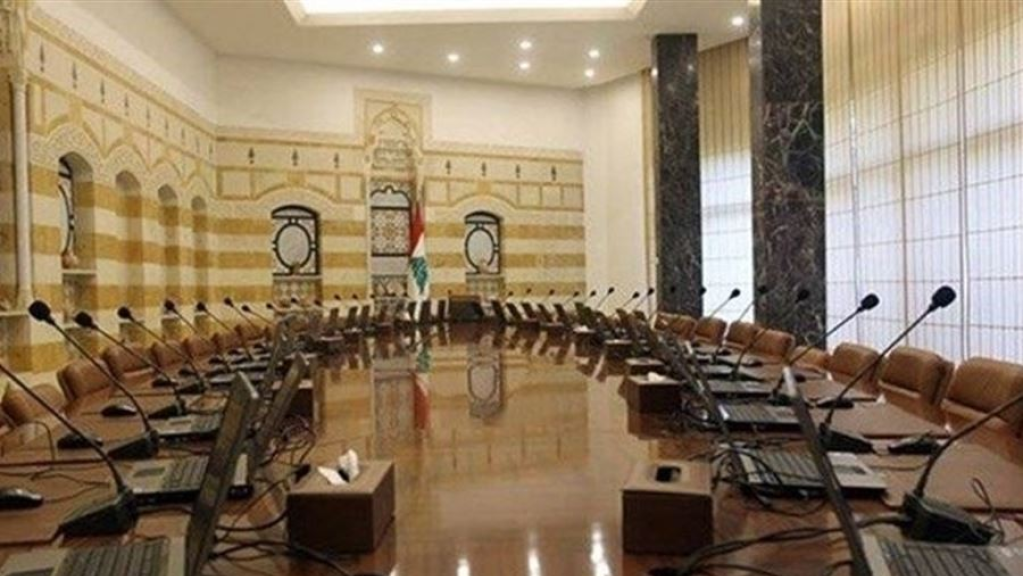 رغم الضغوطات... وزير لم يتّخذ القرار بعد!