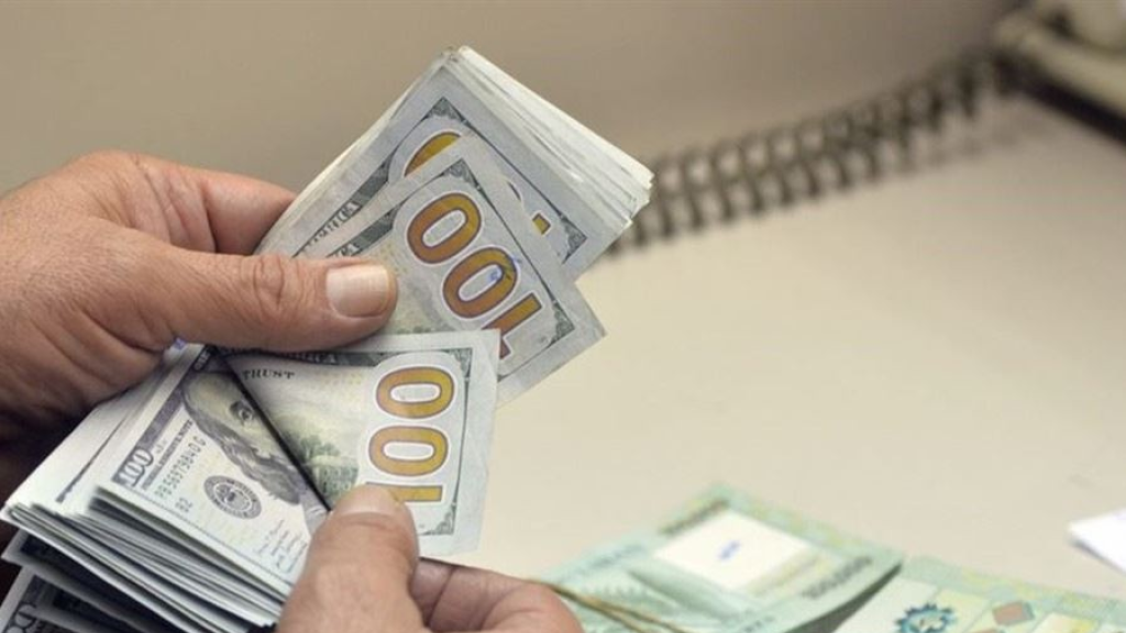 سعر الليرة لم يهتز .. الدولار متوافر في السوق؟