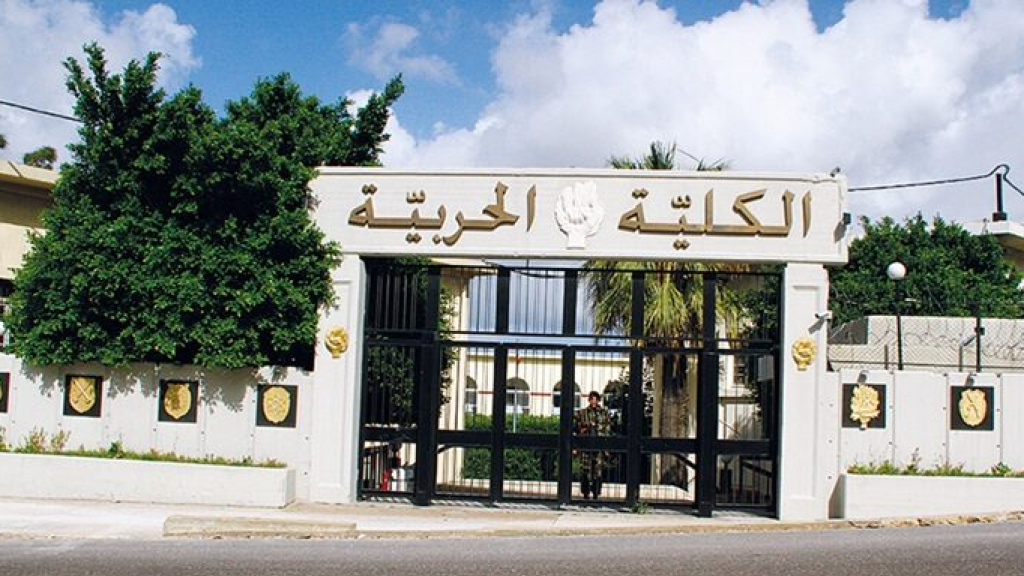 توزيع المرشحين على القاعات في الاختبارات الخطية لـ”الكلية الحربية”