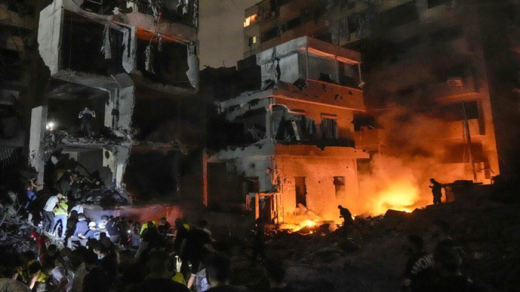 ارتفاع ضحايا العدوان على لبنان إلى 2350 شhيدا و10906 جرحى