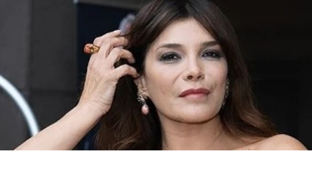 ممثلة لبنانيّة: لا ننام الا ساعات قليلة بسبب قوّة أصوات القذائف