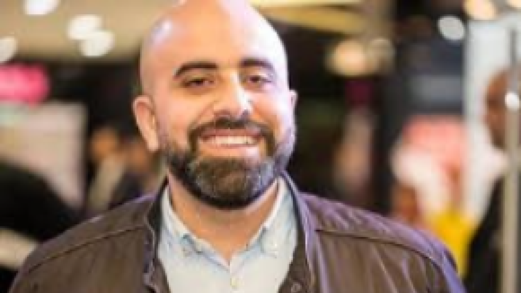 أين عائلة هشام حداد؟  