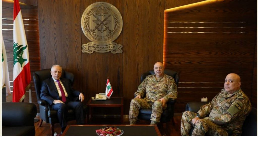 وزير الدفاع بحث مع قائد الجيش ورئيس الأركان في الأوضاع الأمنية وانتشار الجيش في الجنوب: اعتداءات العدو خرق فاضح لبنود ترتيبات وقف إطلاق النار ولتعهدات الدول الراعية له