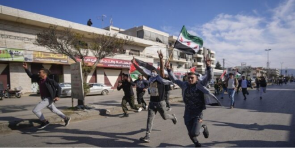 58 ألف شخص عادوا إلى سوريا منذ سقوط نظام الأسد