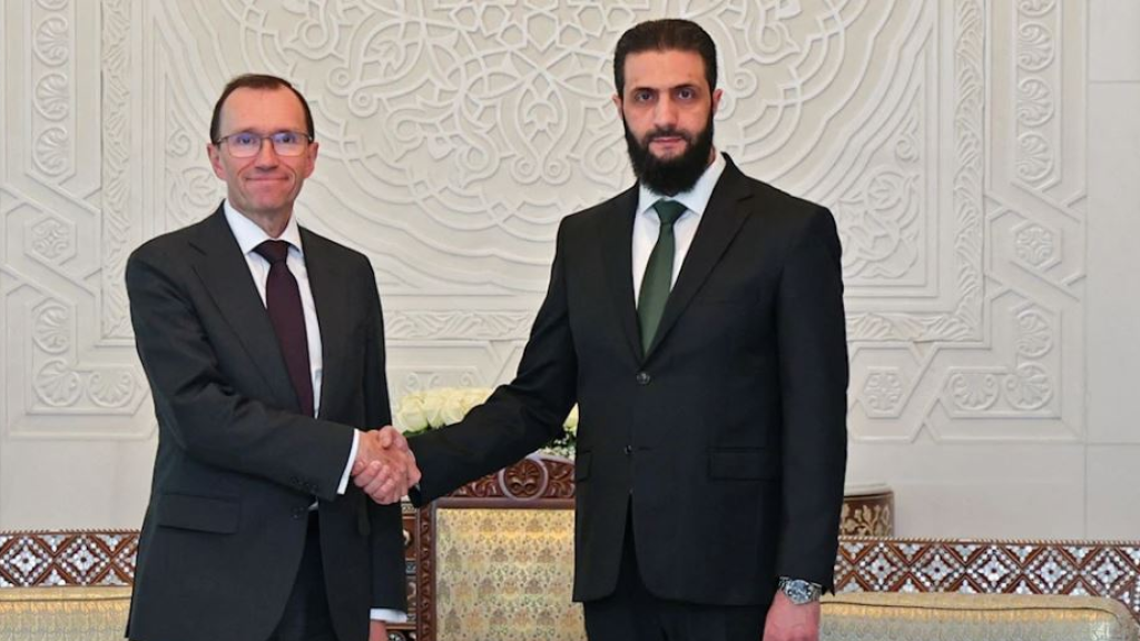 وساطة قطرية بين القاهرة ودمشق: حكومة الشرع تنشر خطّتها لـ«دمج الفصائل»
