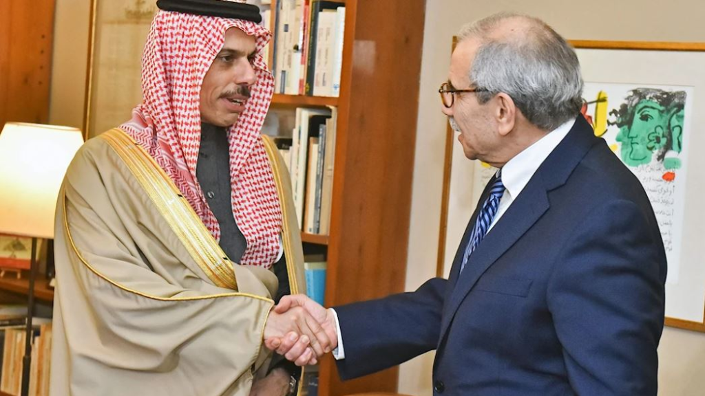 ابن فرحان يربط الدعم بحكومة إصلاحات واسعة: «كلّنا إرادة» جزء من مشاورات التأليف
