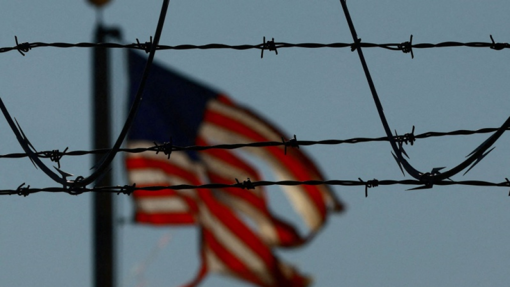 إدارة ترامب تطلق أكبر عملية ترحيل جماعي في التاريخ