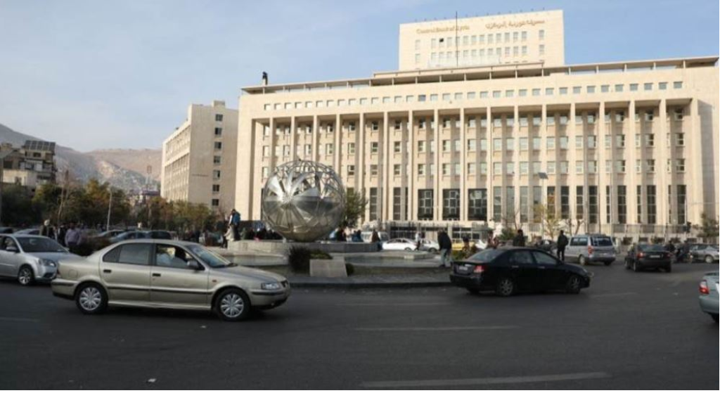 القطاع المالي السوري: مستقبل غامض تحكمه عوامل سياسيّة