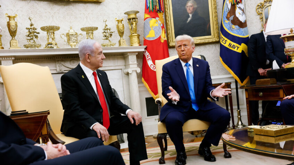 “بيجر ذهبي”… هدية نتنياهو لترامب!