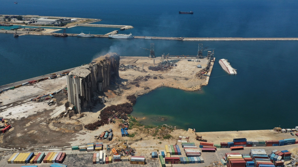 استجواب ٣ مدعى عليهم في ملف انفجار المرفأ