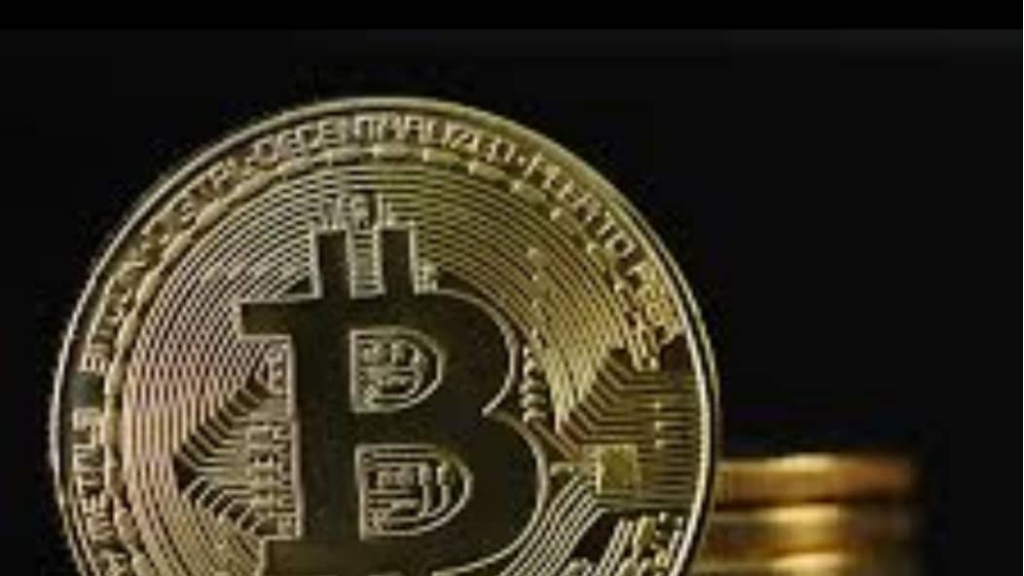 هبوط لبتكوين بأكثر من 5% وسط تقلبات