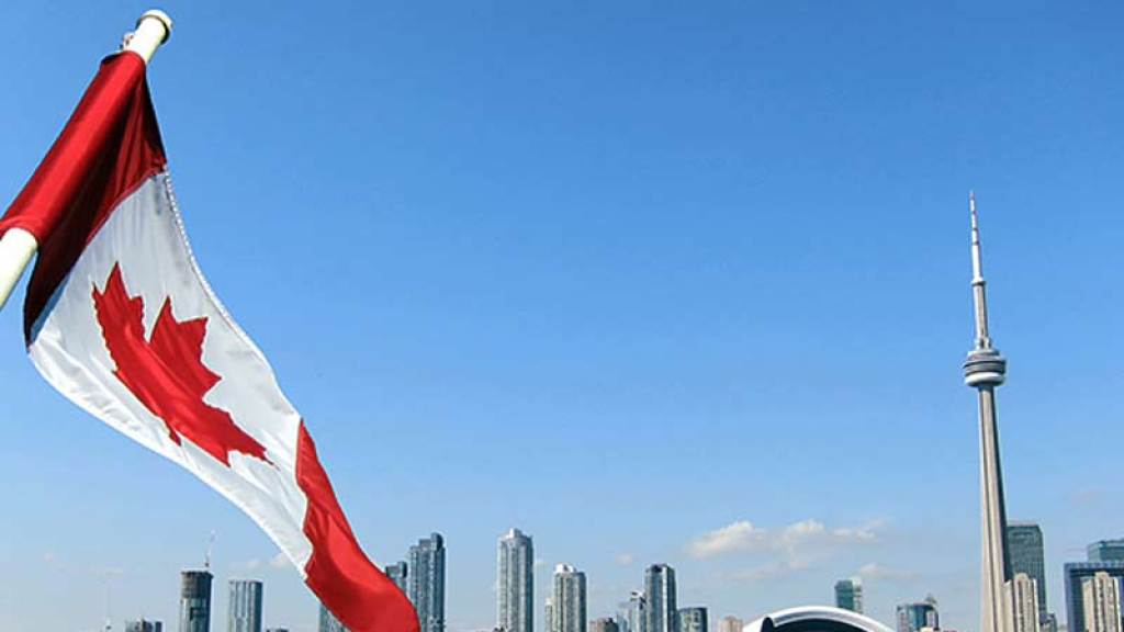 كندا تفرض رسوما جمركية على بعض المنتجات الأميركية
