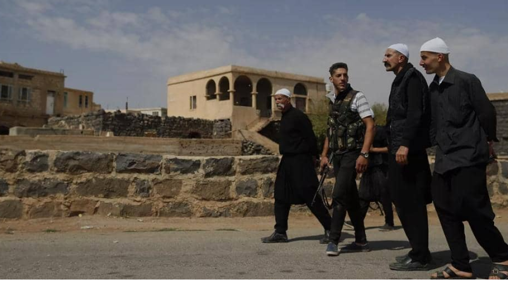 وفد درزي إلى الجولان… وقوافل «مساعدات» للجنوبيين: إسرائيل تؤصّل احتلالها لسوريا
