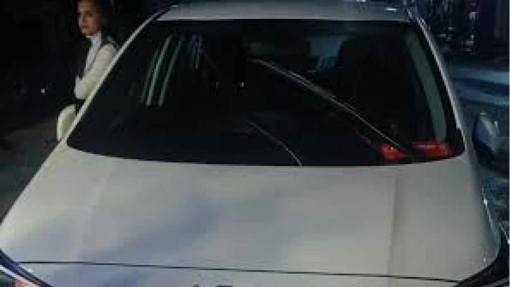 سيارة تقل إيطاليين تتعرض لإطلاق نار شرقي لبنان