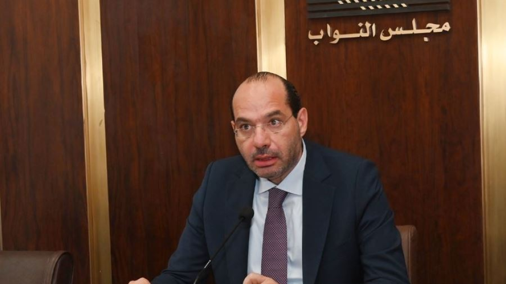 مراد يؤكد حق لبنان في الدفاع عن نفسه بكل الوسائل المتاحة