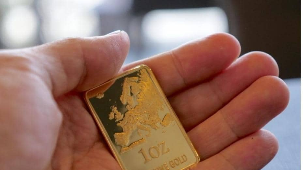 سعر الذهب يتراجع.. هذا ما سجله