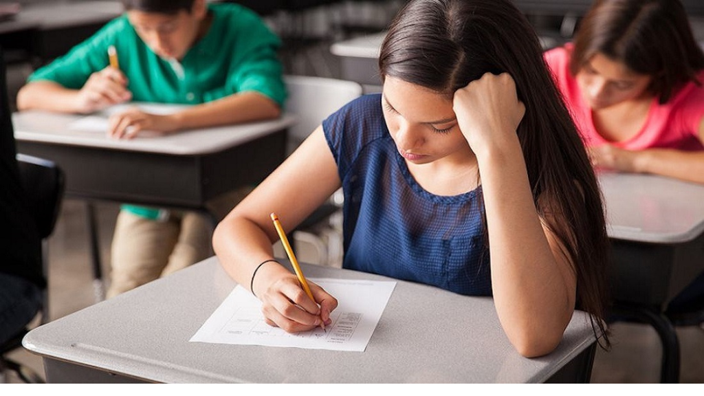 *تمديد مهلة تقديم طلبات الامتحانات الرسمية*