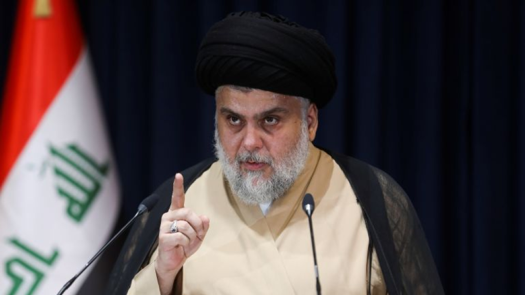 مقتدى الصدر غضب من الجمهور وأغضبه