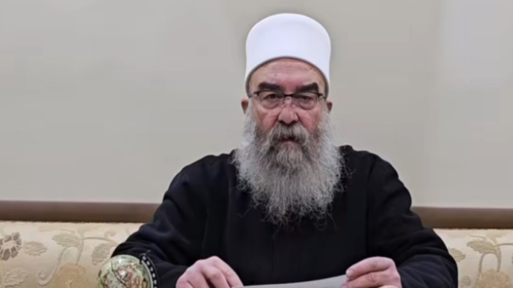 الهجري: الدروز طائفة مسالمة ونرفض الاقتتال الطائفي في سوريا